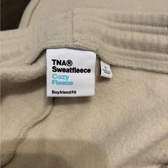 TNA aritzia Large sweatpants tan - Picture 3 of 3